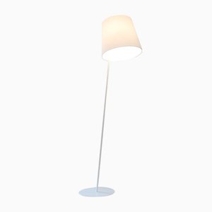 Lámpara de pie Excéntrica de Alex Fernández Camps para Fambuena Luminotecnia S.L.
