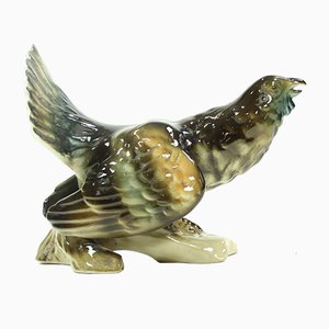 Escultura Moorcock checa Mid-Century de porcelana de Royal Dux