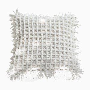 Cuscino Honeycomb bianco di Nieta Atelier