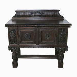 Credenza antica in legno di quercia intagliato, fine XIX secolo