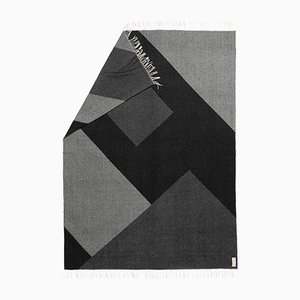 Coperta Geometric Planes x Geometric Gaze grigia di Catharina Mende