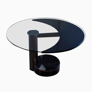 Mesa de comedor redonda y ovalada con tablero negro y vidrio de Mario Mazzer para Zanette