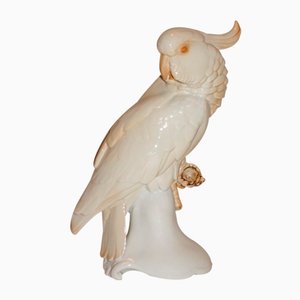 Scultura raffigurante un cacatua di Theodor Kärner per Rosenthal, 1923