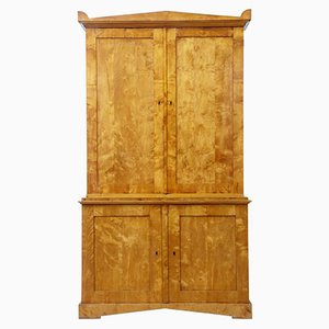 Armoire Antique en Bouleau, Suède