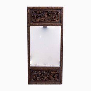 Antiker chinesischer Spiegel mit geschnitztem Rahmen