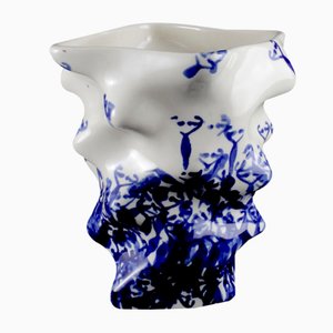 Kleine Useful-Unique Tasse oder Vase mit blauen Eierstöcken, 2016