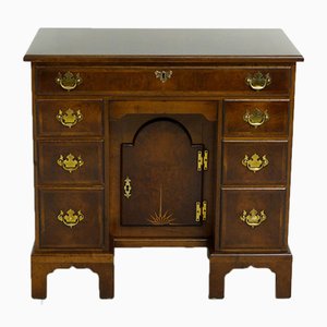 Bureau Style Queen Anne en Noyer, 1970