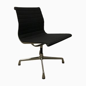 Silla de escritorio EA 107 de Herman Miller, 1958