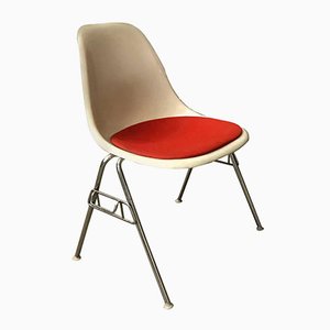 Fiberglas Stacking Side Chair by Charles & Ray Eames for Herman Miller, 1948