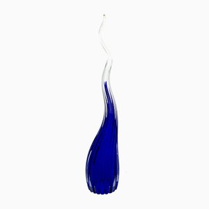 Jarrón escultural en forma de cuerno de cristal de Murano soplado azul de Beltrami para Made Murano, 2019