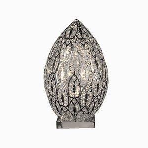 Lámpara de mesa Egg Arabesque mediana de acero y cristal de VGnewtrend