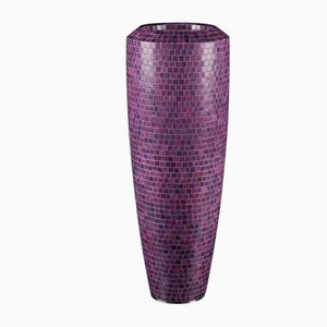 Fuchsia Obice Vase aus Polyethylen mit Bisazza Mosaik von VGnewtrend