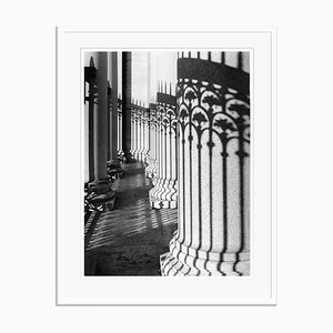 Shadow On Columns de Galerie Prints