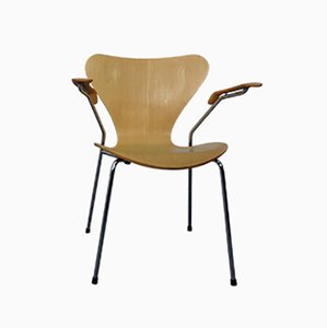 Silla 3207 danés de Arne Jacobsen para Fritz Hansen, 1991