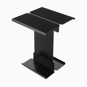 Mesa auxiliar escultural modelo 5 de metal negro de Adolfo Abejon
