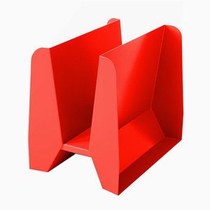 Revistero Adler de metal rojo de Adolfo Abejon