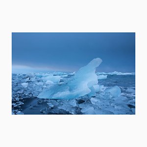 Iceberg Blue Druck von Tim Graham