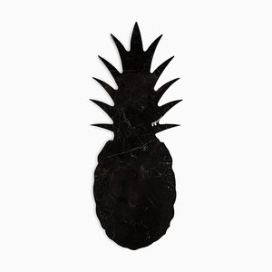 Fermacarte piccolo a forma di ananas in marmo nero di FiammettaV Home Collection