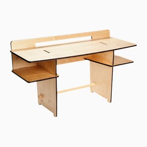 Desk by Mario Pagliaro