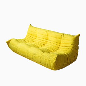 Togo 3-Sitzer Sofa aus Mikrofaser in Gelb von Michel Ducaroy für Ligne Roset, 1970er