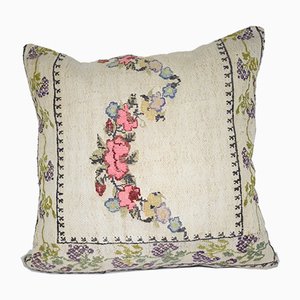 Funda de cojín floral hecha con kilim turco de Vintage Pillow Store Contemporary