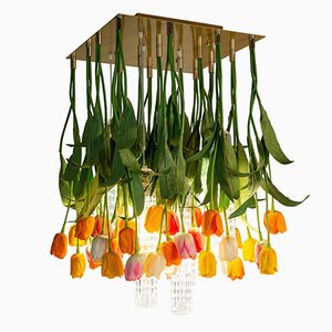 Lámpara de techo Flower Power con cristal de Murano y tulipanes artificiales de Vgnewtrend