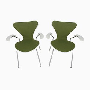 Vintage 3207 Dining Chairs by Arne Jacobsen for Fritz Hansen, 1980s, Set of 2