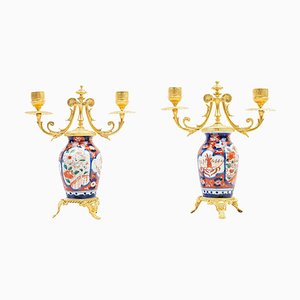 Candelabro piccolo in porcellana e metallo dorato con decorazione Imari, XIX secolo, set di 2