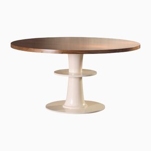 Circule Dinner Table by Mambo Unlimited Ideas