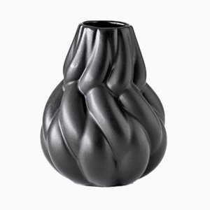 Kleine schwarze Eda Vase von Lisa Hilland für Mylhta