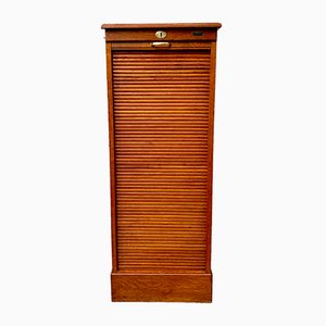 Original Industriemöbel kaufen | Pamono Online Shop
