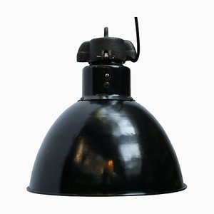 Lampe à Suspension Industrielle en Émail Noir, 1930s