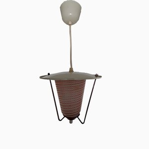 Kleine deutsche Deckenlampe aus weißem & rotem Glas, 1950er