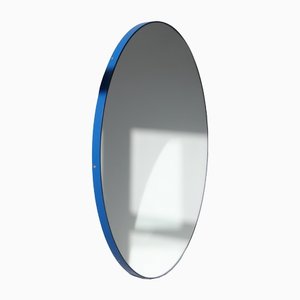 Großer runder Orbis Spiegel mit blauem Rahmen von Alguacil & Perkoff