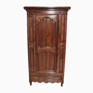 Armoire en Merisier Rouge, 18ème Siècle