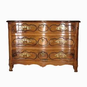 Antique 18th-Century Walnut Dresser