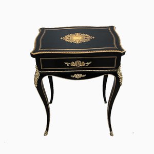 Tavolino antico impiallacciato in legno di pero e ottone di Jean-Pierre Tahan