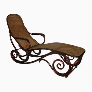 Vintage Chaiselongue aus Buche, Mahagoni & Rohrgeflecht von Thonet