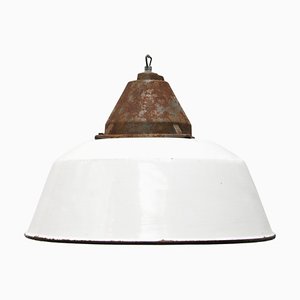 Lámpara colgante industrial de esmalte blanco y hierro fundido, años 50