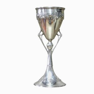 Antike Vase aus versilbertem Metall im Jugendstil