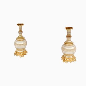 Lámparas de mesa de porcelana iridiscente en crema y dorado, siglo XIX. Juego de 2
