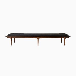 Handgeformte Dead Bench Bank von Nicholas Hamilton Holmes