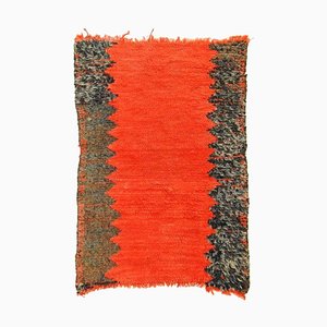Alfombra bereber de lana en rojo y negro, años 60