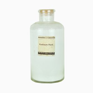 Flasche von The British Drug House LTD, 1940er