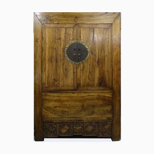 Antike Kleiderschränke Online Shop | Shop Antike Kleiderschränke bei PAMONO