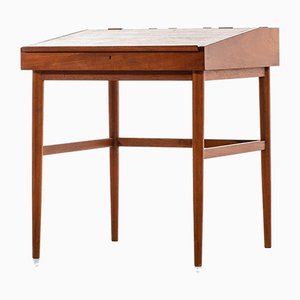 Danish Model NV-40 Desk by Finn Juhl for Niels Vodder, 1950s