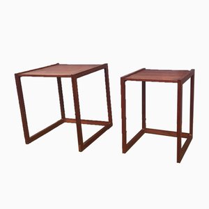 Moderne dänische quadratische Teak Beistelltische, 1960er, 2er Set