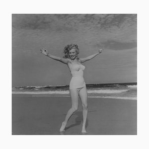 Vintage Marilyn Monroe Photograph by AndrÃ© de Dienes, 1949