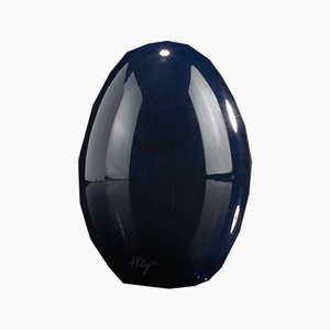 Escultura de huevo pequeña en negro de VGnewtrend