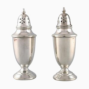 American Silversmiths Sugar Castors in Sterling Silver, Late 19th Century, Set of 2